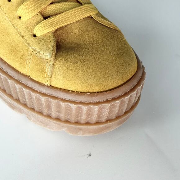 Puma Fenty Cleated Creeper Suede Platform Sneakers Yellow Women 5.5 / Youth 4 - Picture 10 of 13